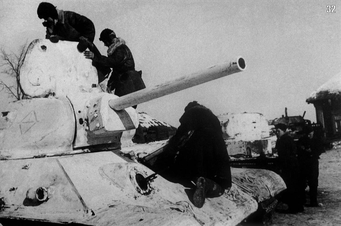 Экипаж танка откуда. 1 Гвардейская танковая бригада т-34. Т34 1 Гвардейской танковой бригады. Т-34 1 гв.т.бр. Танковая бригада Катукова. В 1941.