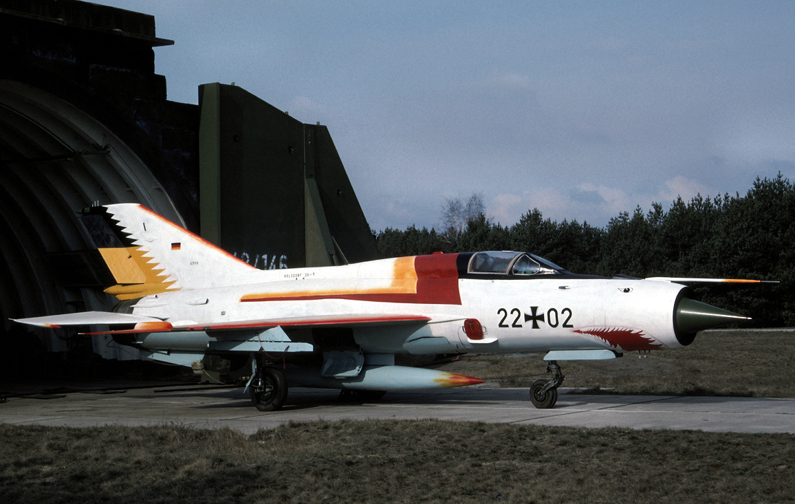 Кб 96. Mig 21 SPS K. Mig-21 SPS-K ГДР. Миг-21пфм ВВС ГДР. Миг-21 ВВС ФРГ.