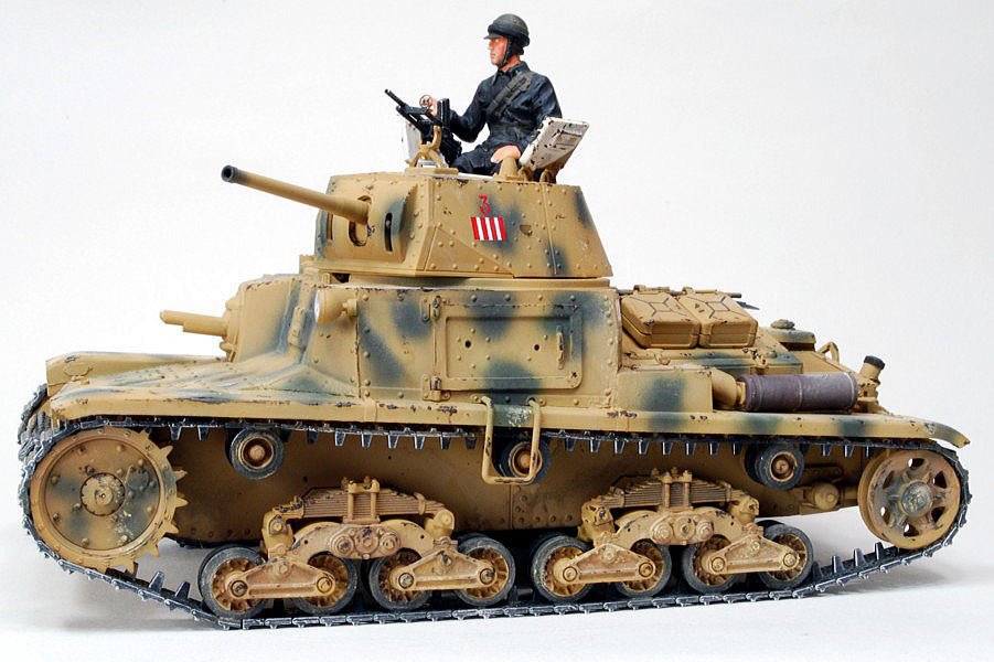 13 35. 35296 Tamiya 1/35 итальянский танк carro armato m13/40. 35296 Tamiya итальянский танк Карро Армато m13/40 (2 фигуры) 1/35. Tamiya / итальянский танк carro armato m13/40. 1/35 Тамия м13/40.