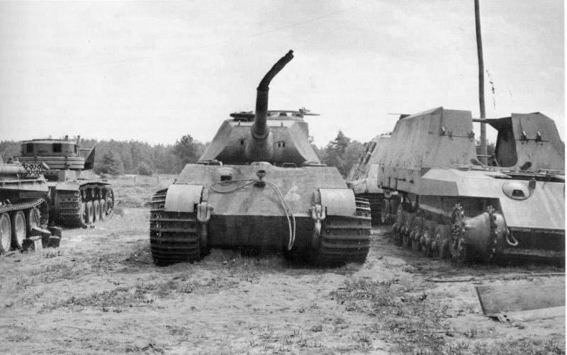 Попадание кв 2 в немецкие танки фото