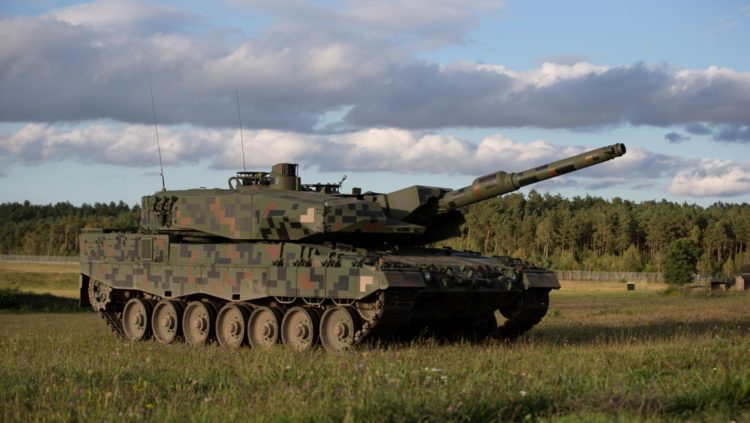 Leopard 2PL. 