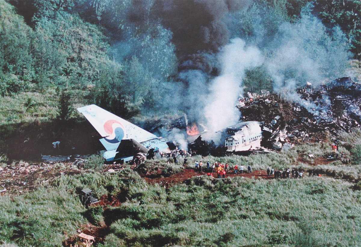 23 июня 1985. Боинг 747 крушение korean Air. Japan Airlines 123 крушение самолета.