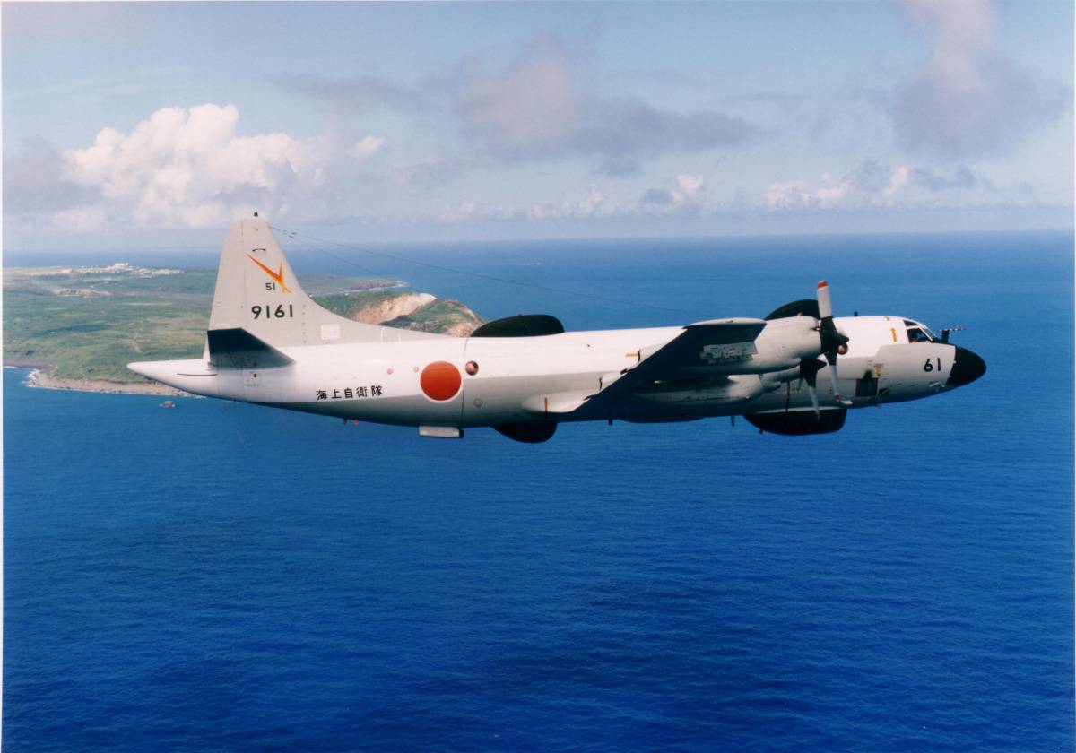 Б p 3 5. P-3c Orion Japan. Самолет p-3c Orion. Lockheed p-3 Orion. P-3c Orion ВМС.